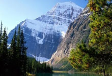 热身赛决赛火热开打，谁能称霸赛场